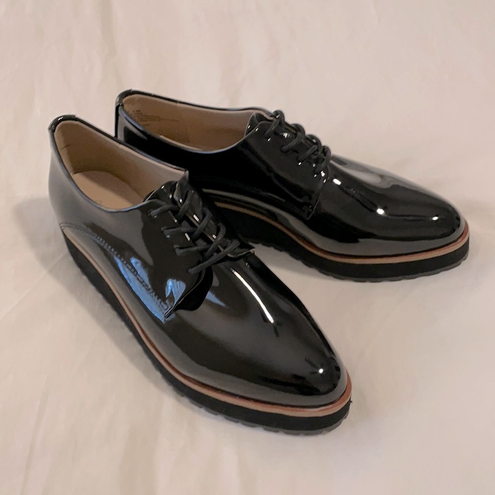 Aldo Black Patent tie platform loafer Size 6.5 New